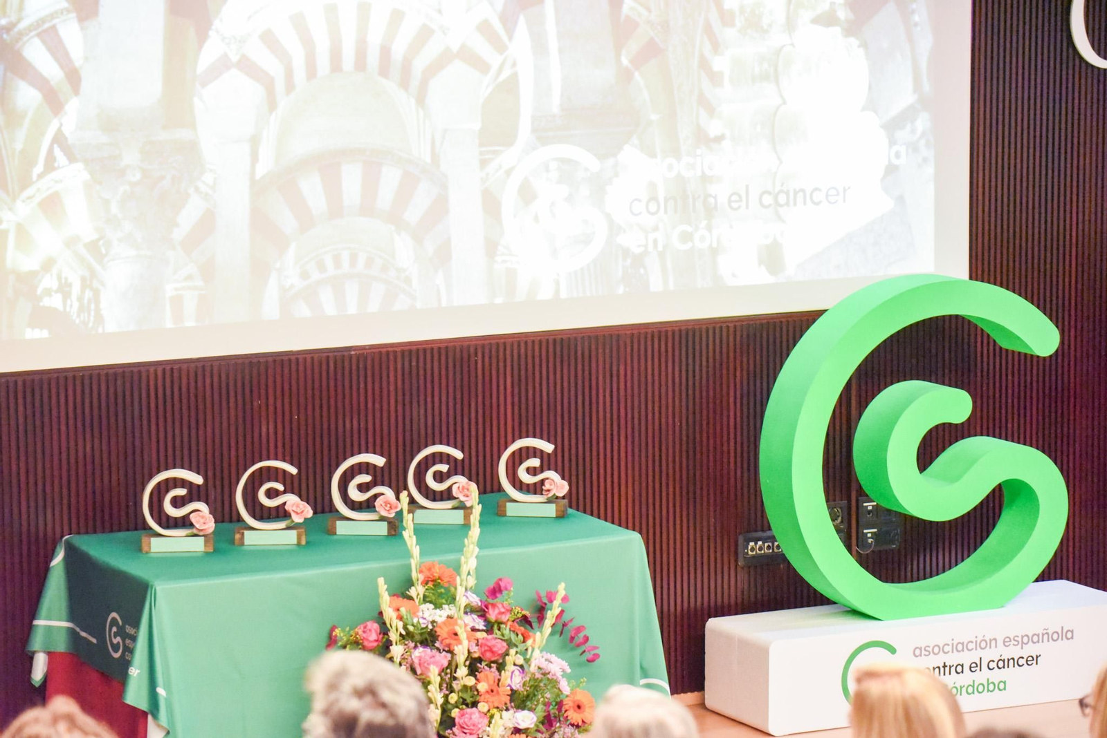 Entrega de los premios María Cañas de la AECC