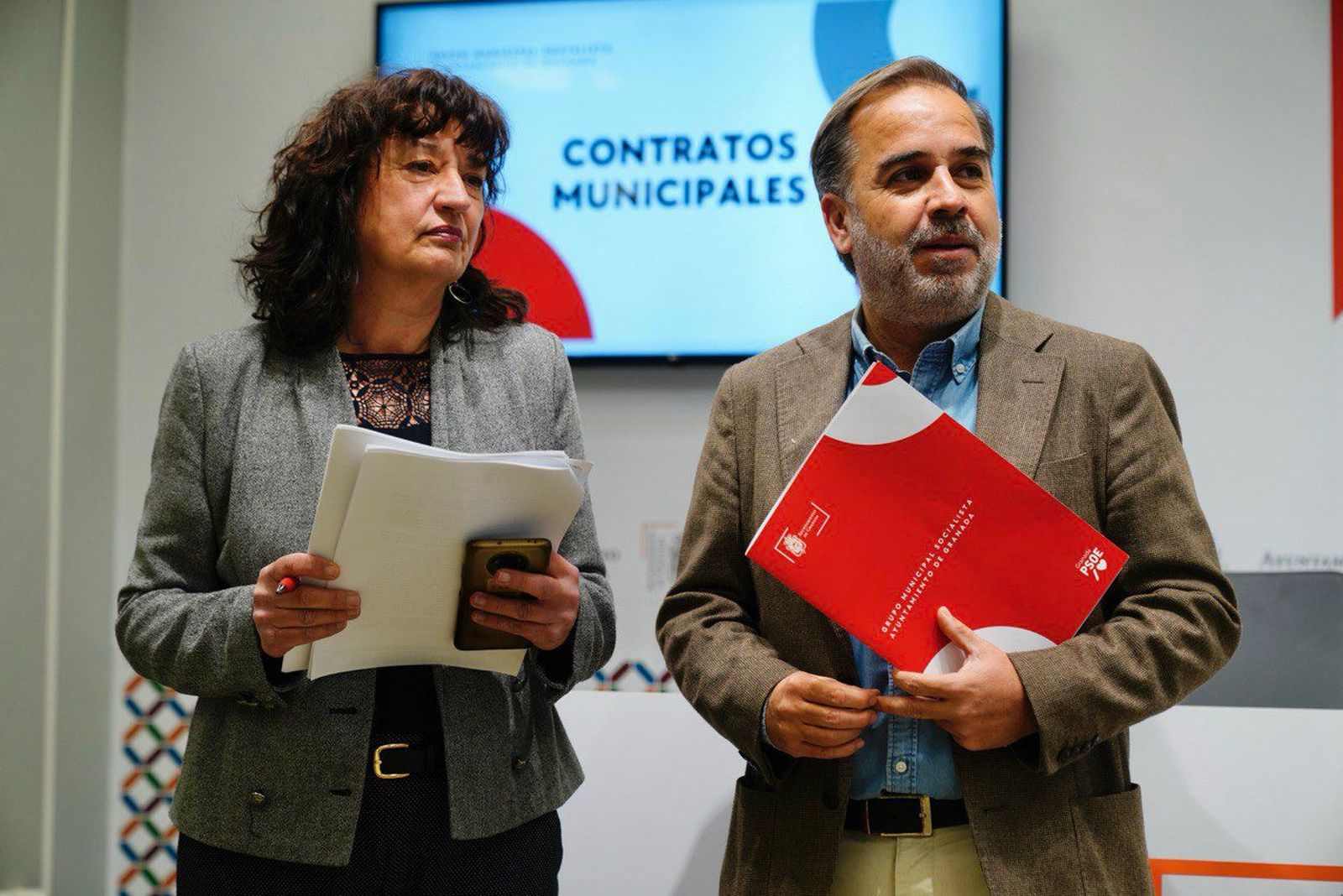 Jacobo Calvo y Eva Hernández, viceportavoz y concejala del PSOE, respectivamente.