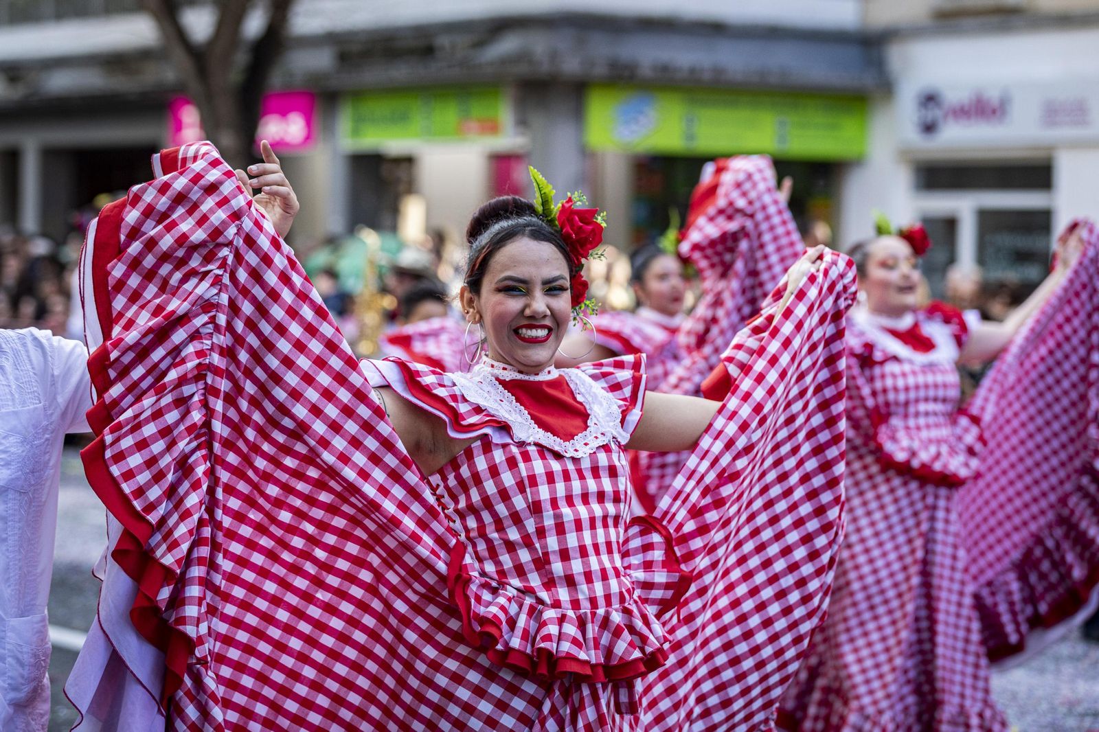 Búscate entre las mejores imágenes de la Cabalgata Magna