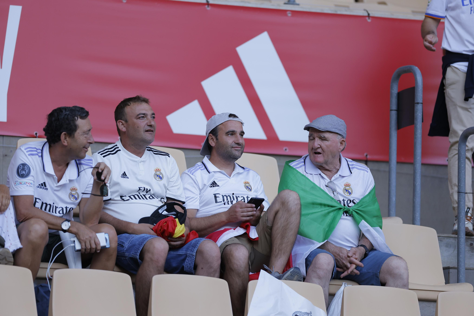 Búscate en las fotos de la final de la Copa del Rey entre el Madrid y el Osasuna