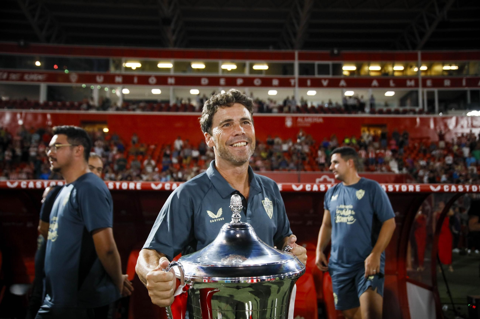 Imágenes del UD Almería-Al-Nassr, Memorial Juan Rojas