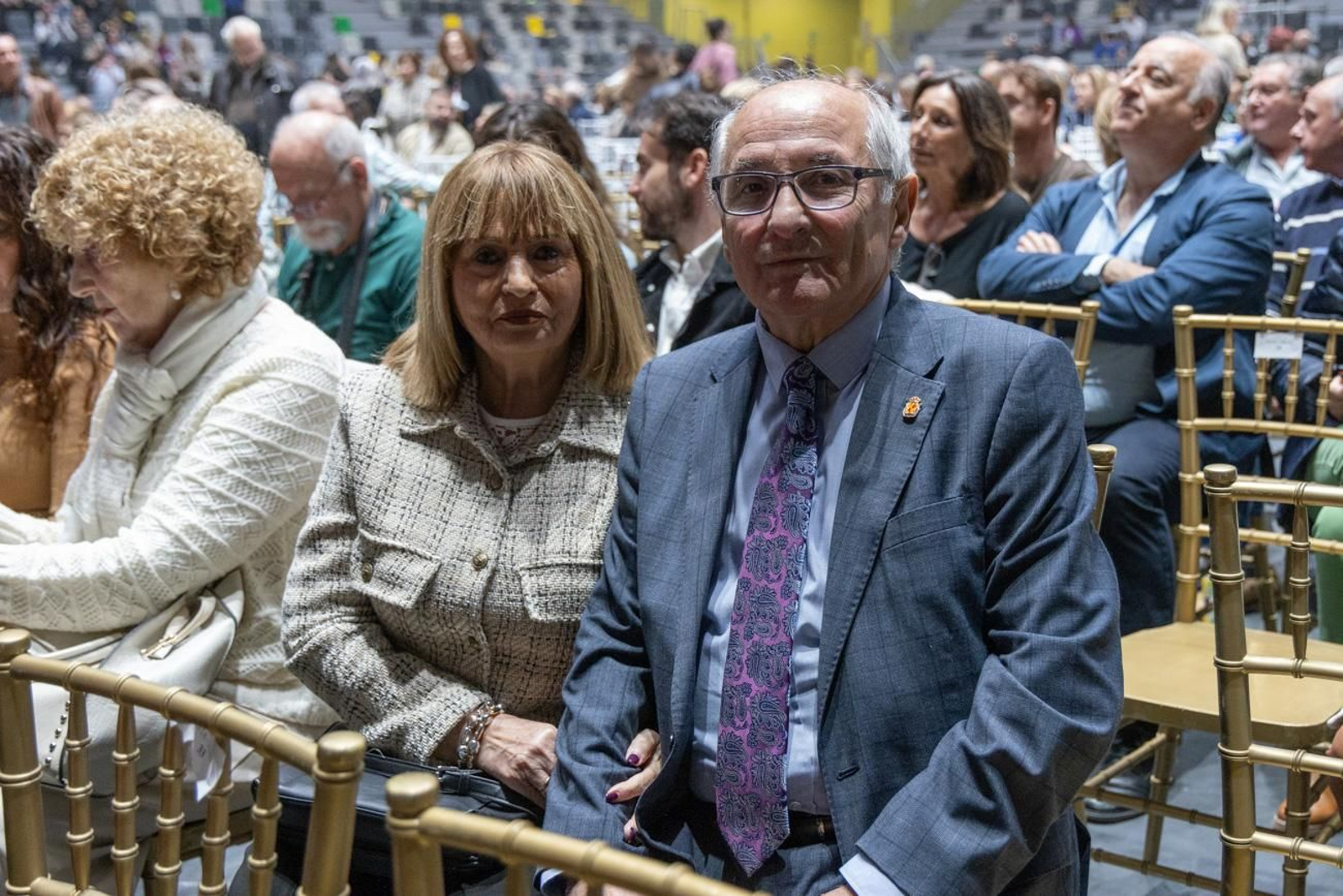 Así se disfruta en Jaén del concierto de Raphael, "Raphaelísimo"
