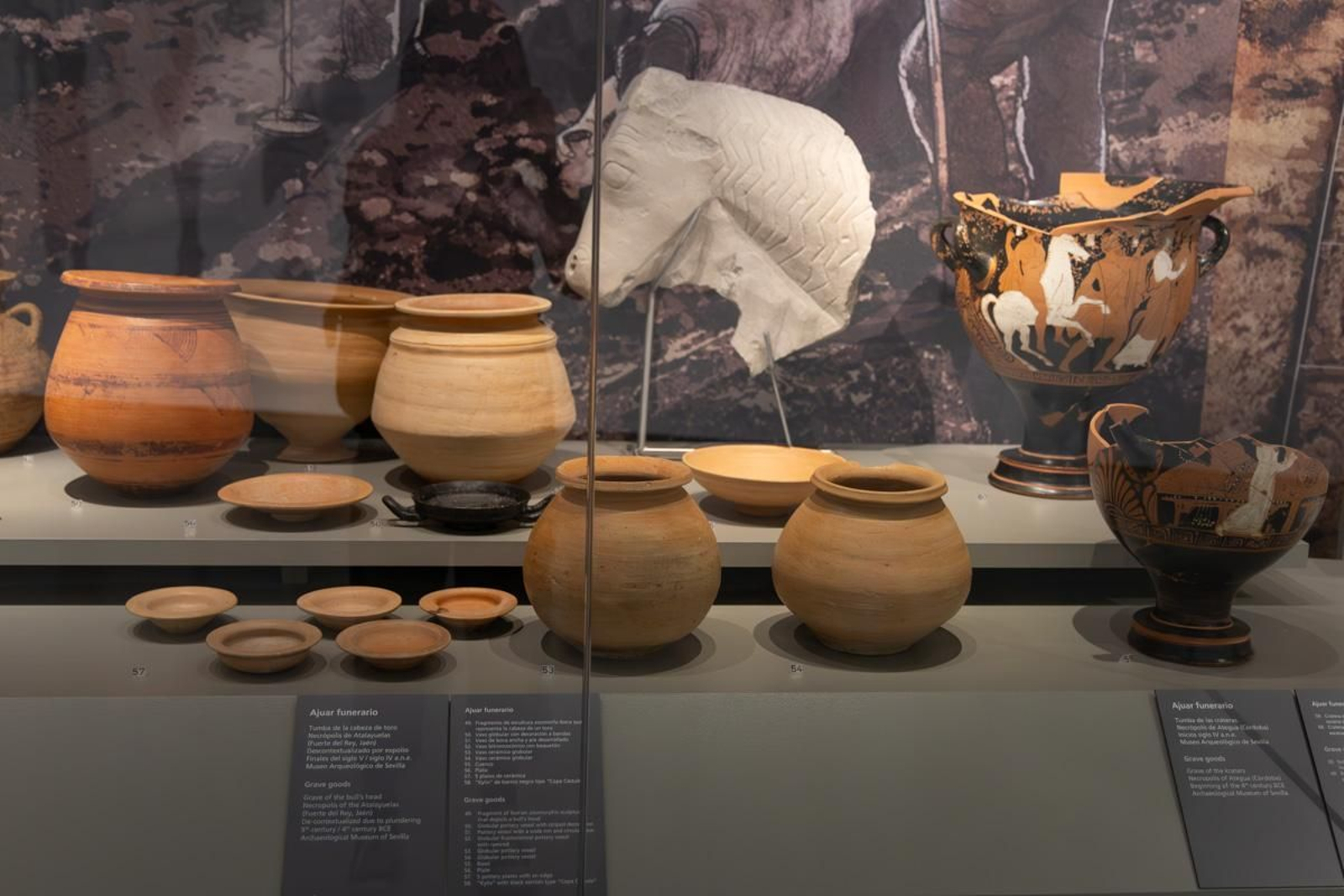 Exposición La Dama, el Príncipe, el Héroe y la Diosa, en el Museo Íbero