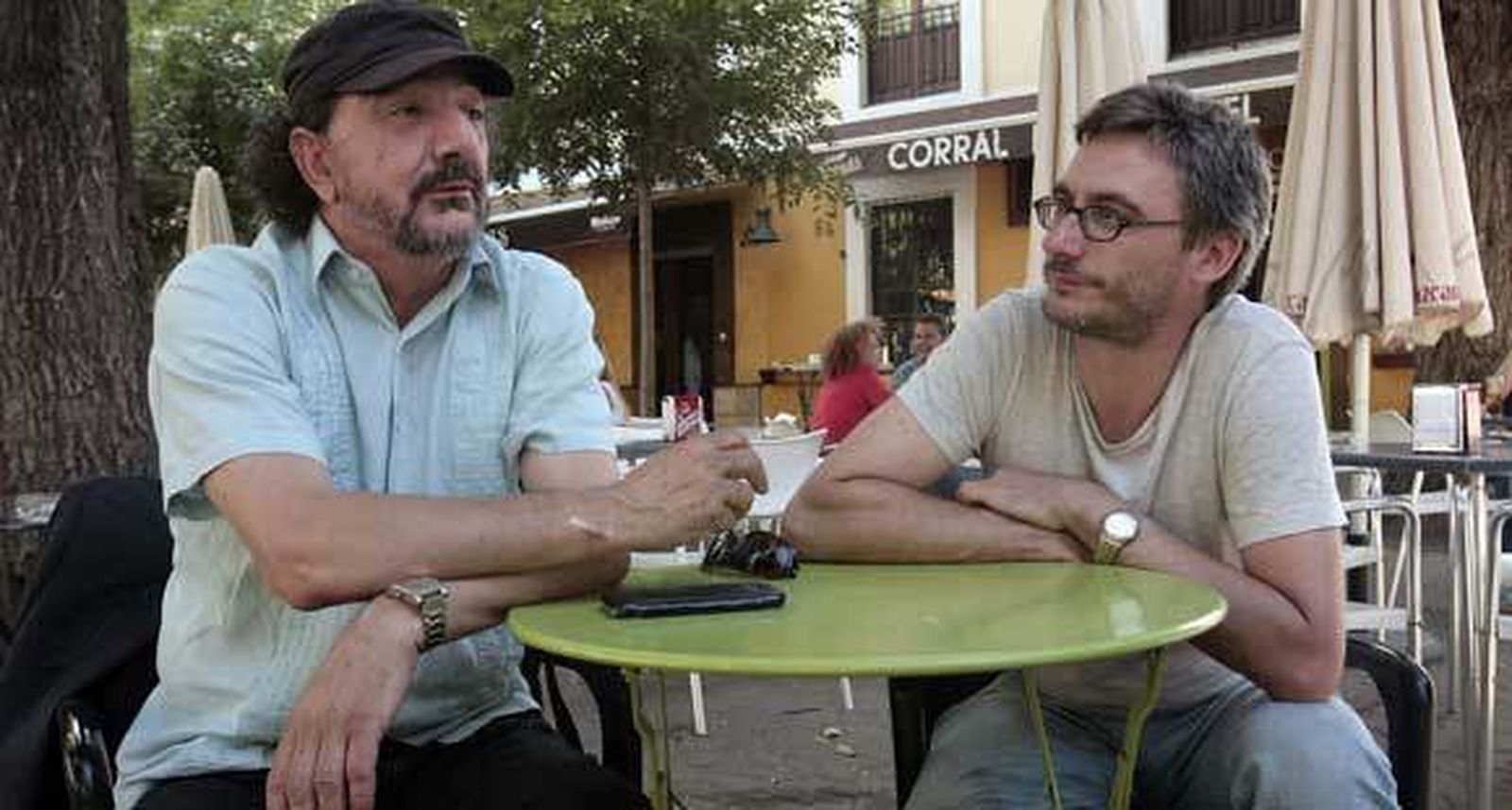 De la cola del paro al patio de butacas