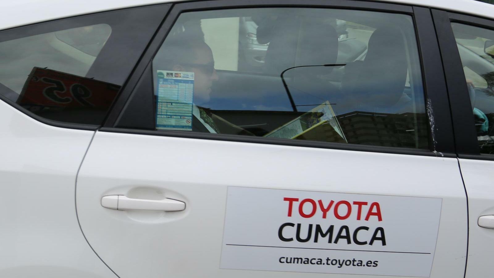 Richard Shaheen, a la salida de La Rosaleda.