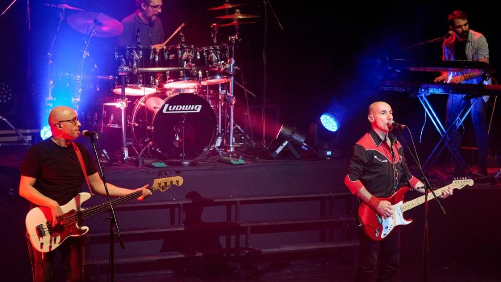 Brothers in Band en concierto.