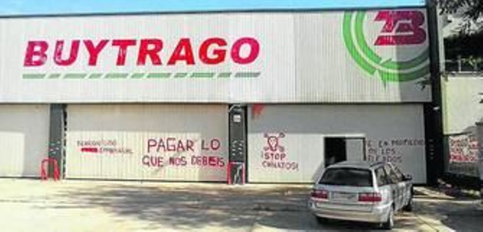 Una imagen de la fachada de la nave en Jerez.