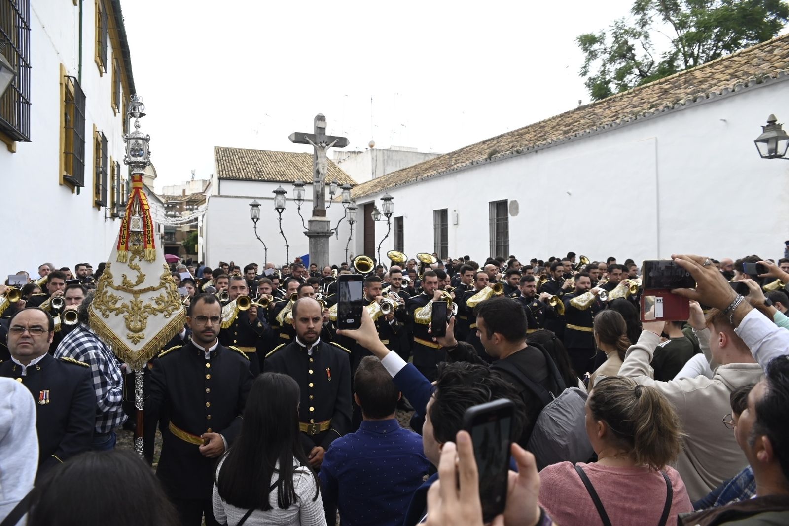 La banda de la Salud de Córdoba cierra el ciclo de conciertos por San Rafael, en imágenes