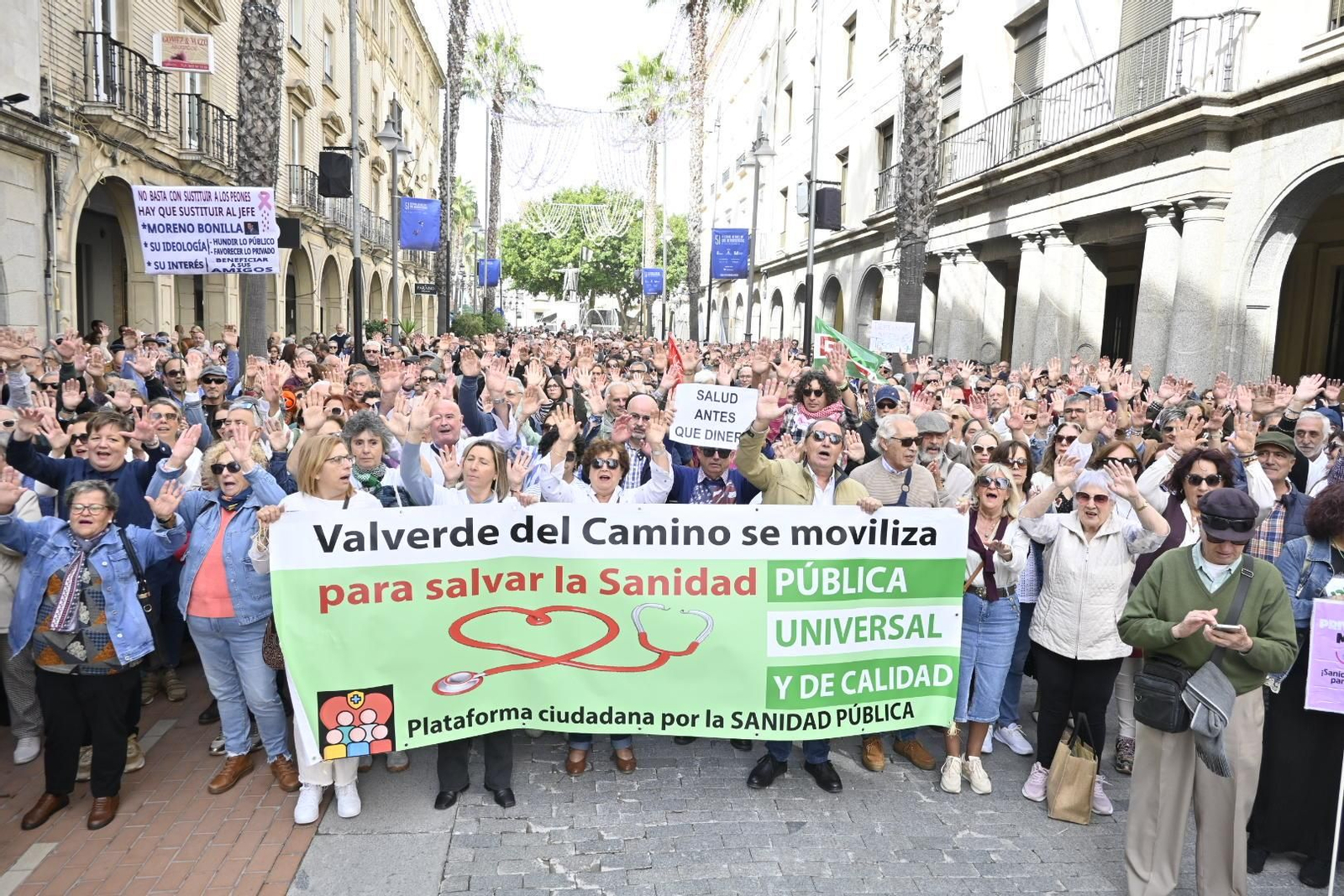 Imágenes de la concentración por una sanidad pública