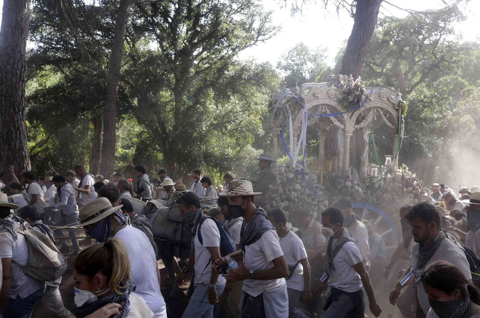 El Rocío 2023: Imágenes del Camino de la Hermandad del Rocío de Huelva