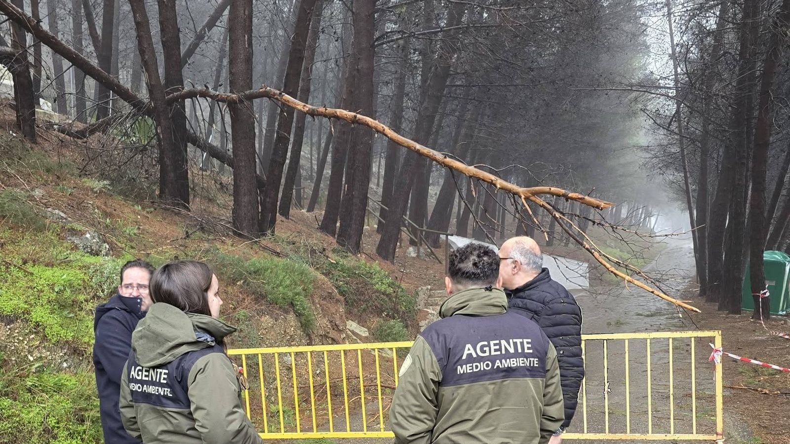 Acceso cortado al Paraje de San Isidro.