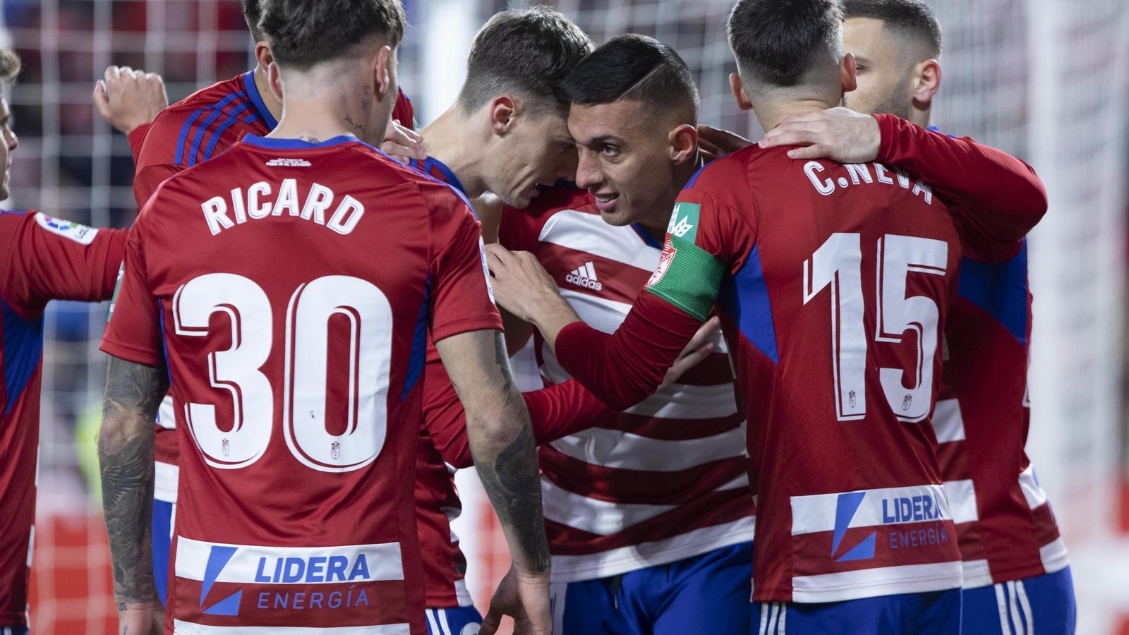 Uzuni es fundamental en el ataque rojiblanco.