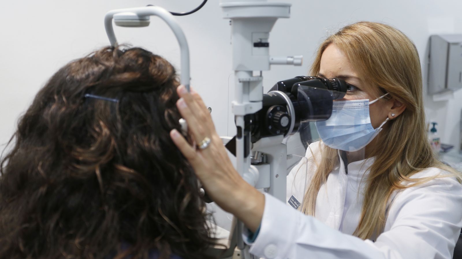 Dra. María Gessa en la clínica Miranza Virgen de Luján (Sevilla)