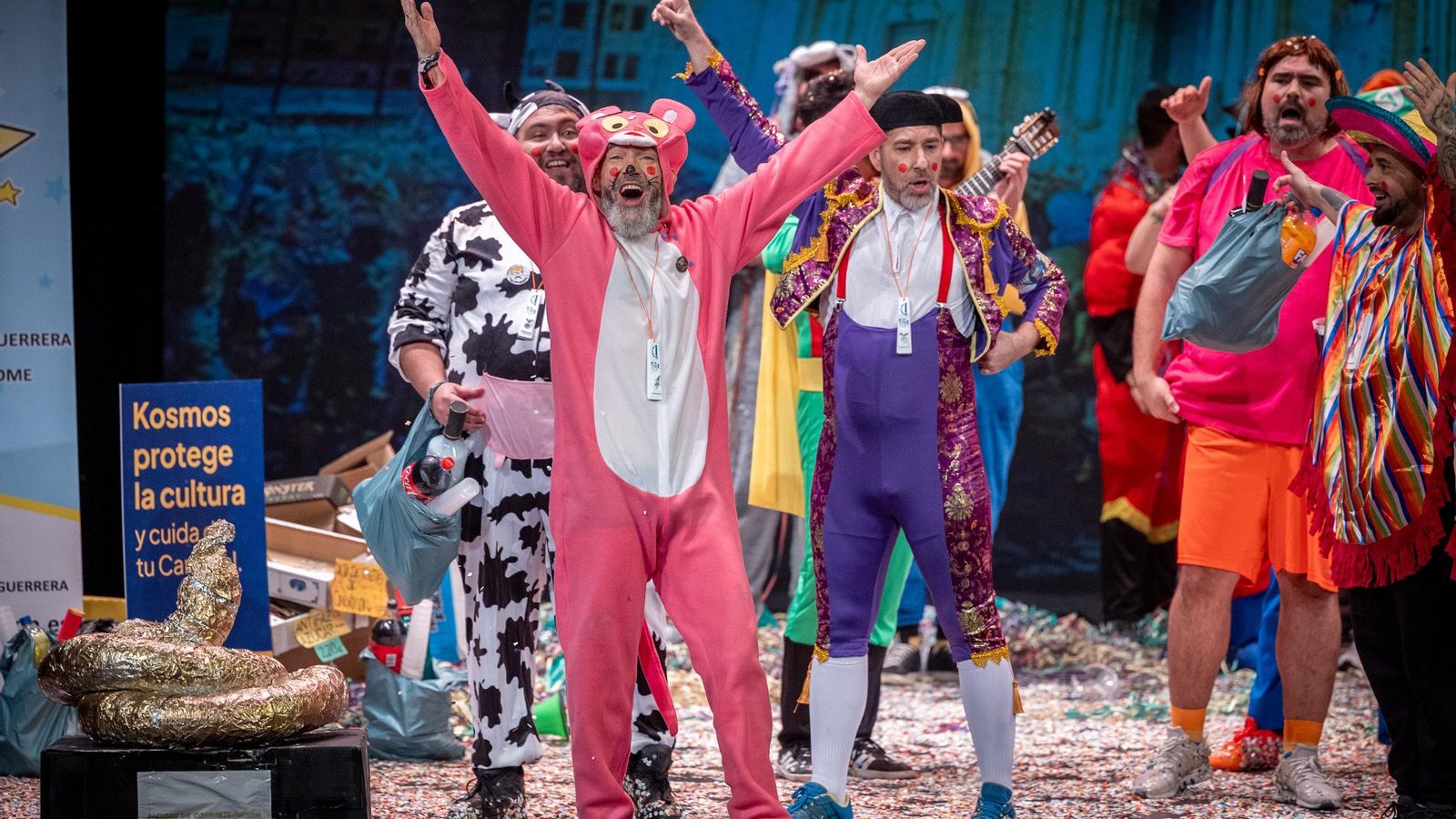 Búscate entre las mejores imágenes de la primera sesión de cuartos de final del COAC 2025