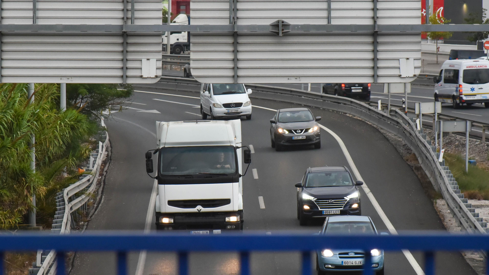 Las fotos de la retenciones de trafico en la A-7 a su paso por el Campo de Gibraltar
