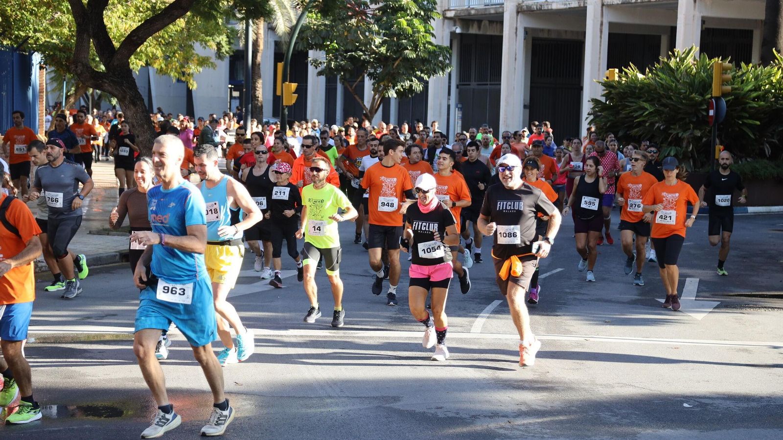 Búscate en las fotos de la Carrera de la Prensa en Málaga
