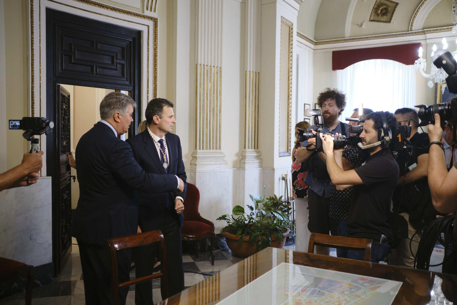Pleno de  investidura de Bruno García.