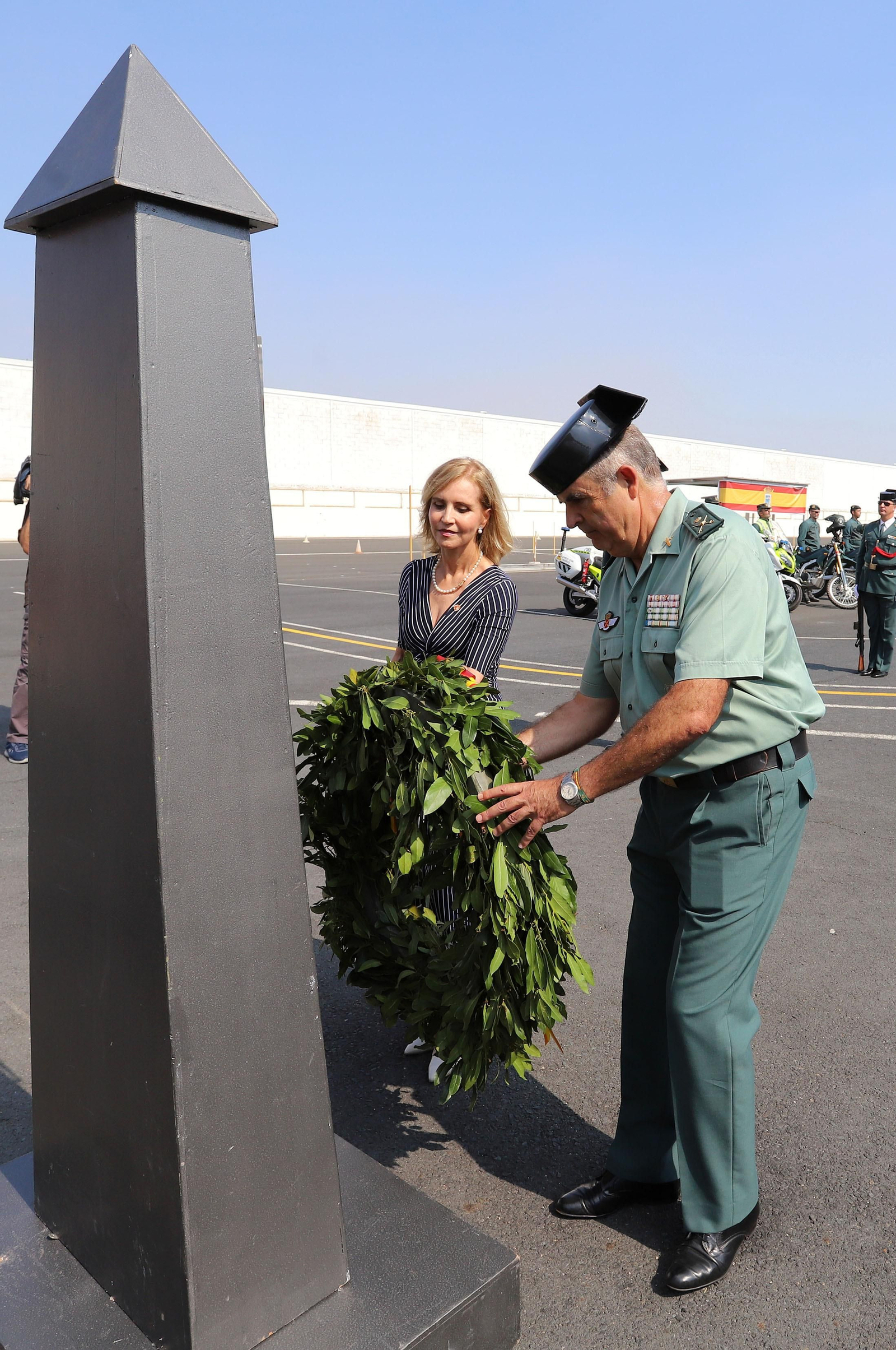 Imágenes de la toma de posesión de Andrés López como coronel jefe de la Comandancia de la Guardia Civil en Huelva