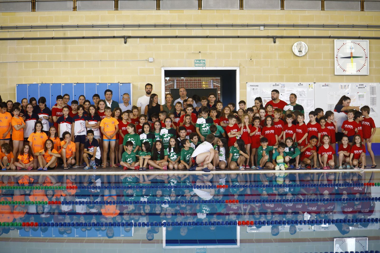 El homenaje de Córdoba a los nadadores Rafa Muñoz y Belén Domenech, en imágenes