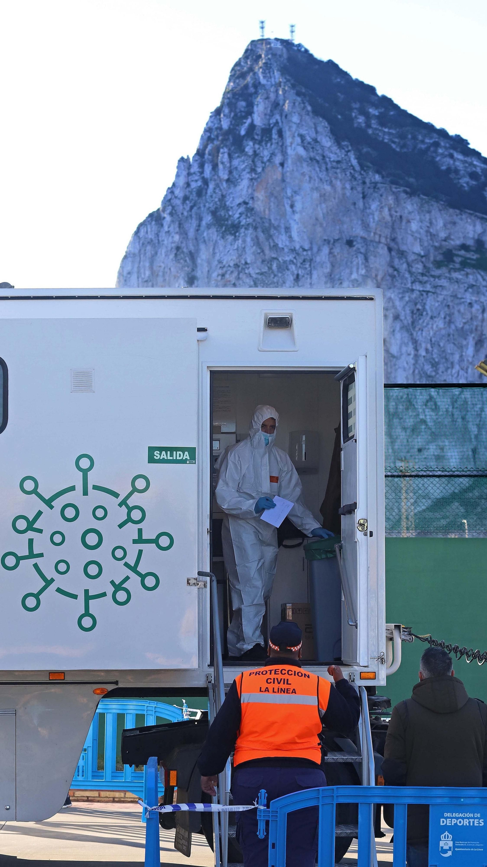 Cribados masivos en La Línea