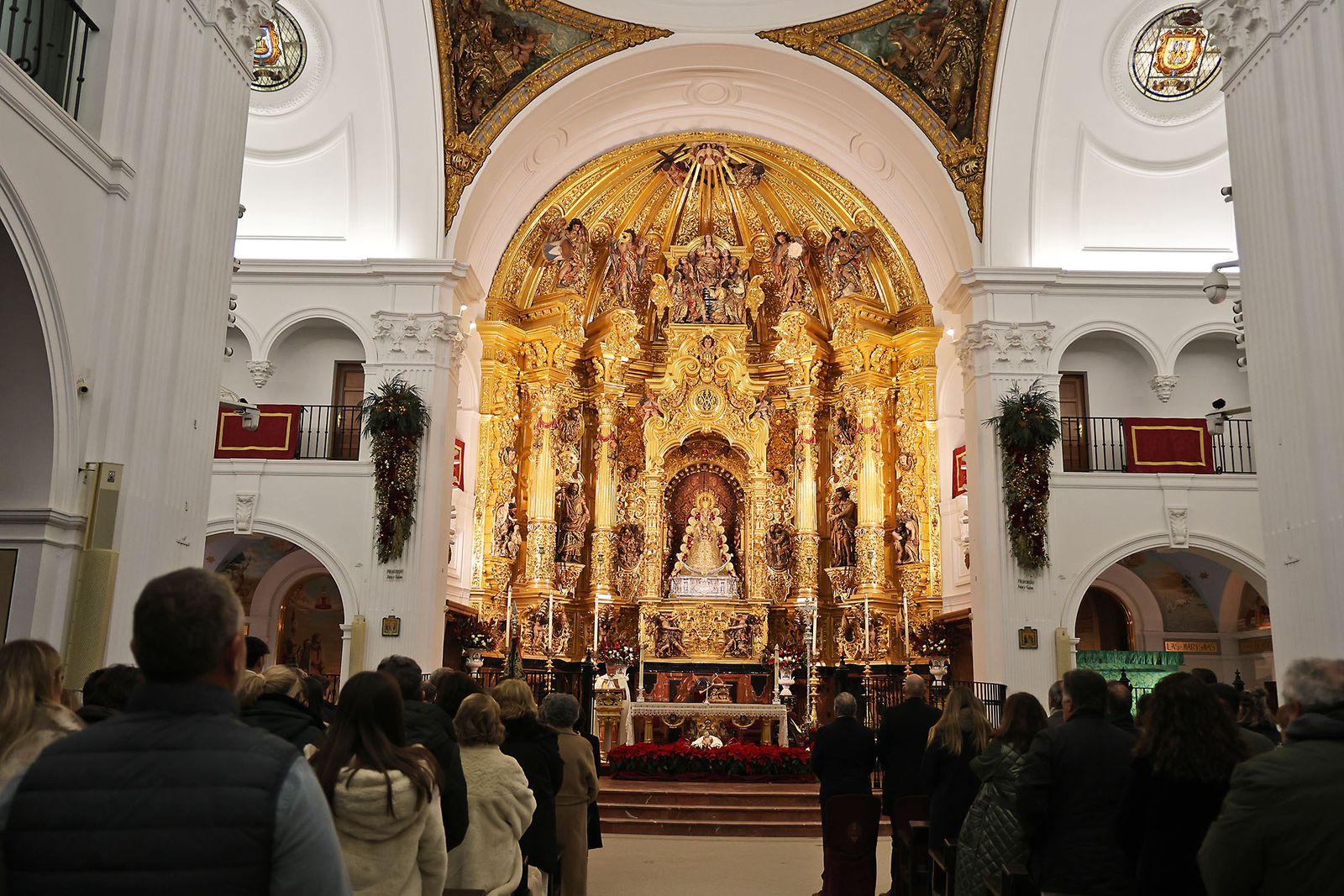 Sabatina y Bendición de nuevos atributos para la Virgen del Rocío