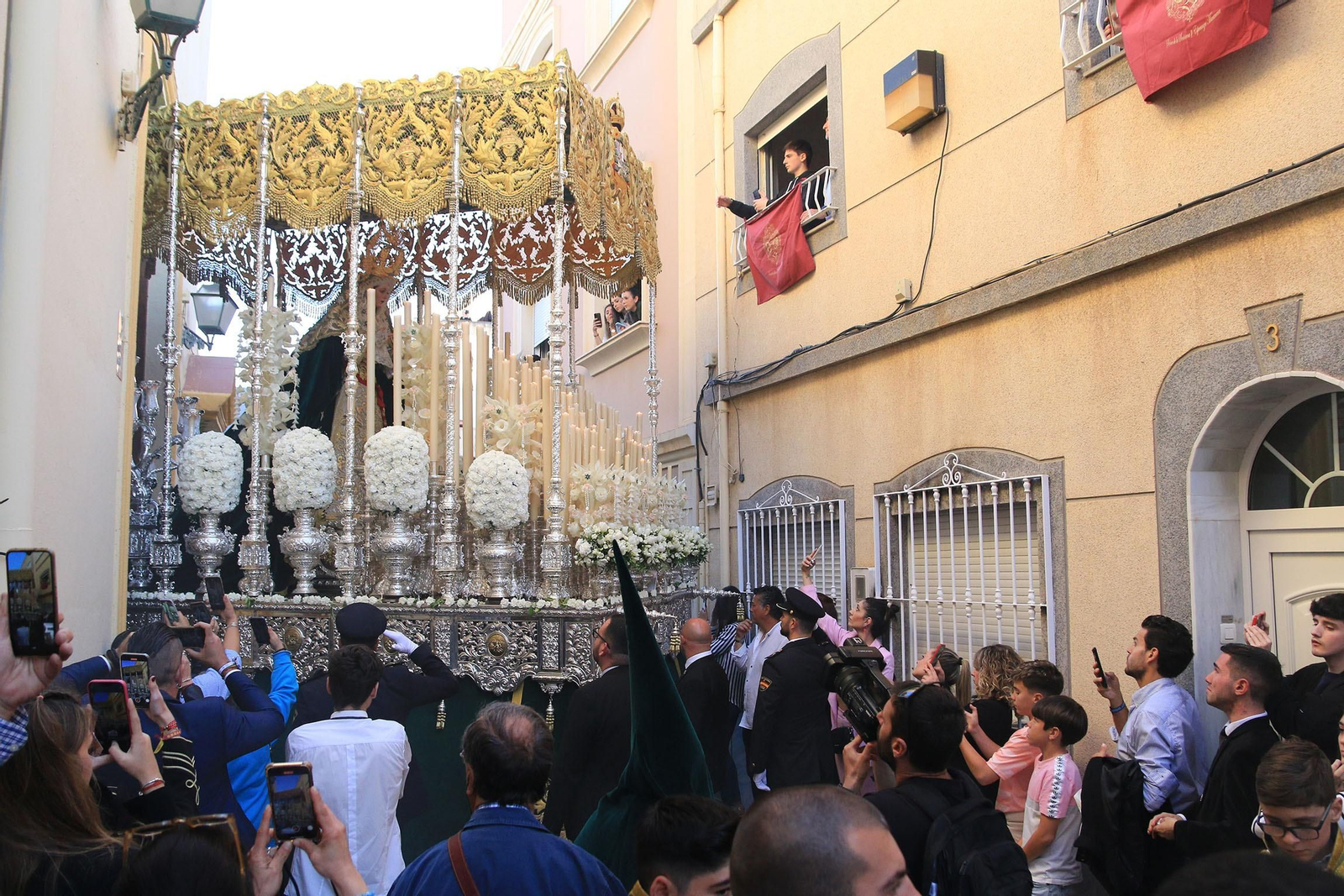La procesión de la Macarena, en imágenes