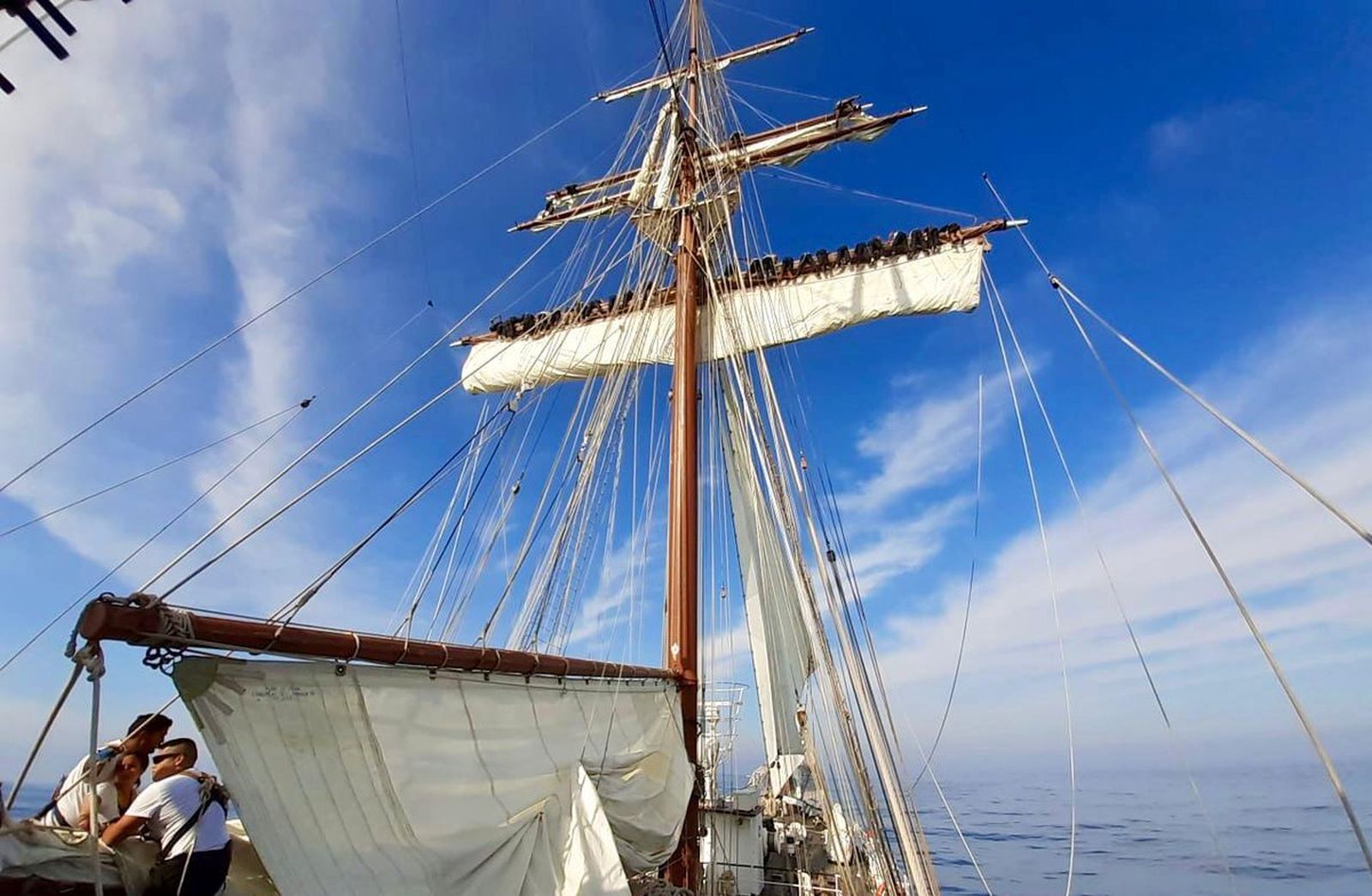 El 'Elcano' llegando a Montevideo.