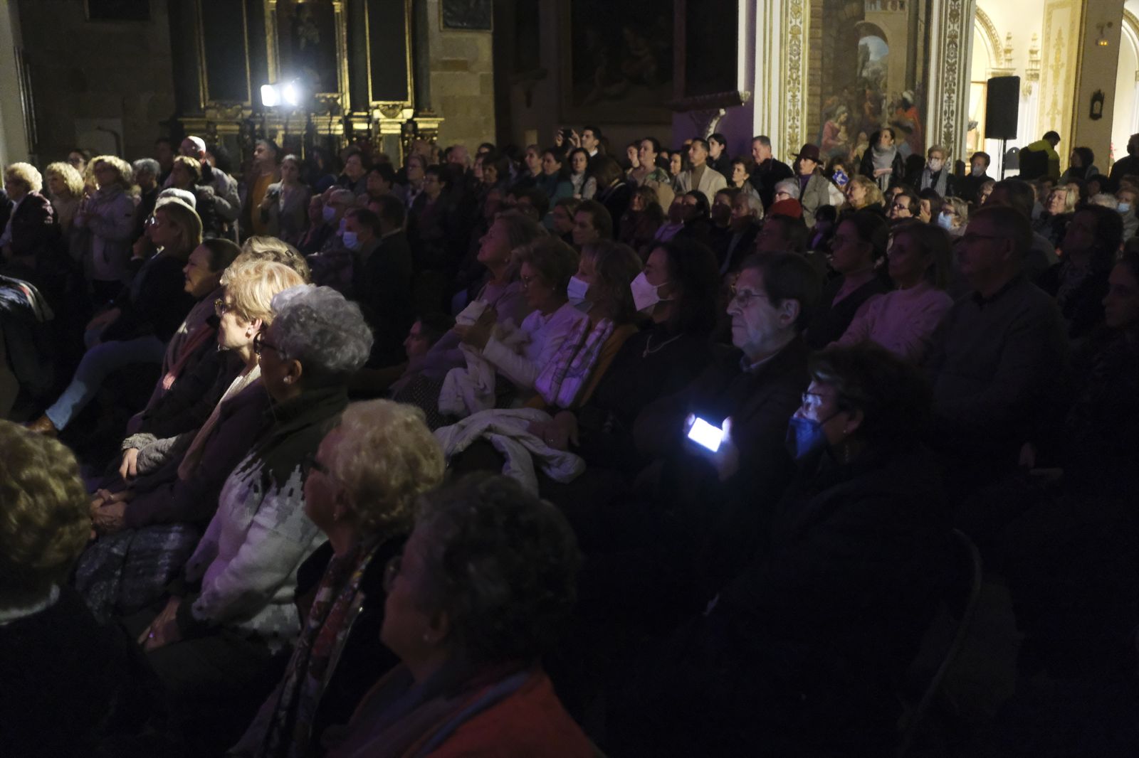 La zambomba flamenca con María José Santiago en Córdoba, en fotografías