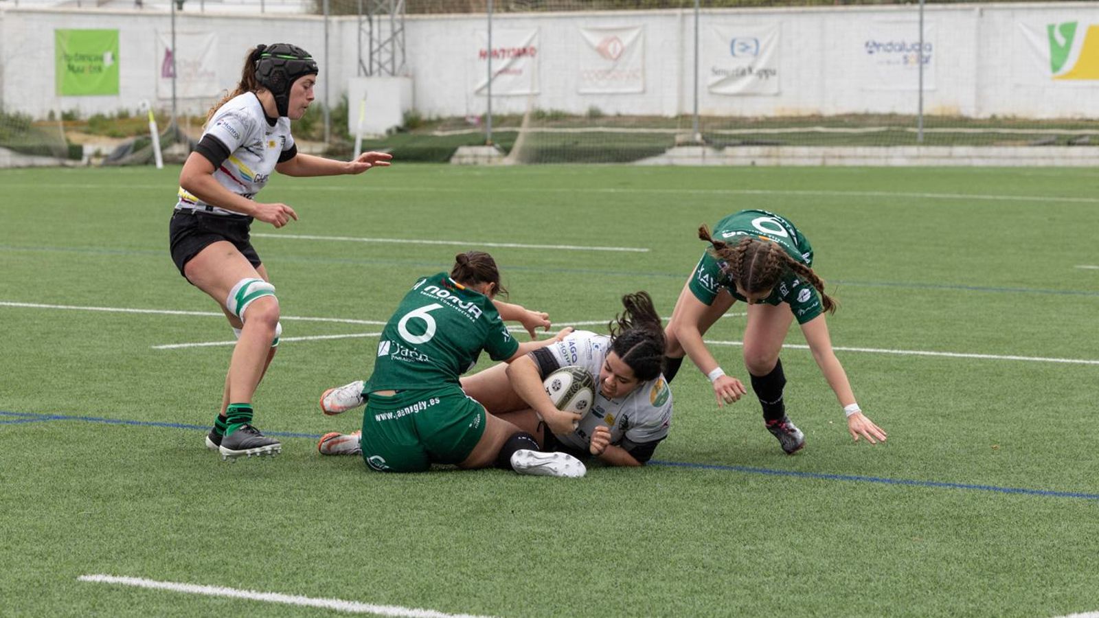 La alegría por el título de campeonas de Jaén Rugby femenino, en imágenes