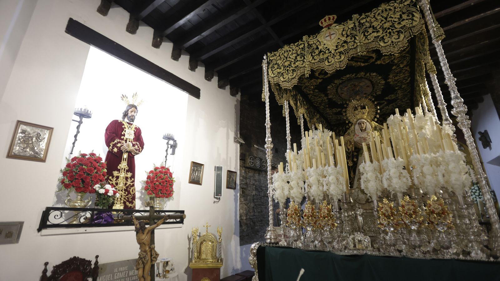 Preparativos en las iglesias de Algeciras para la Magna Mariana, en imágenes