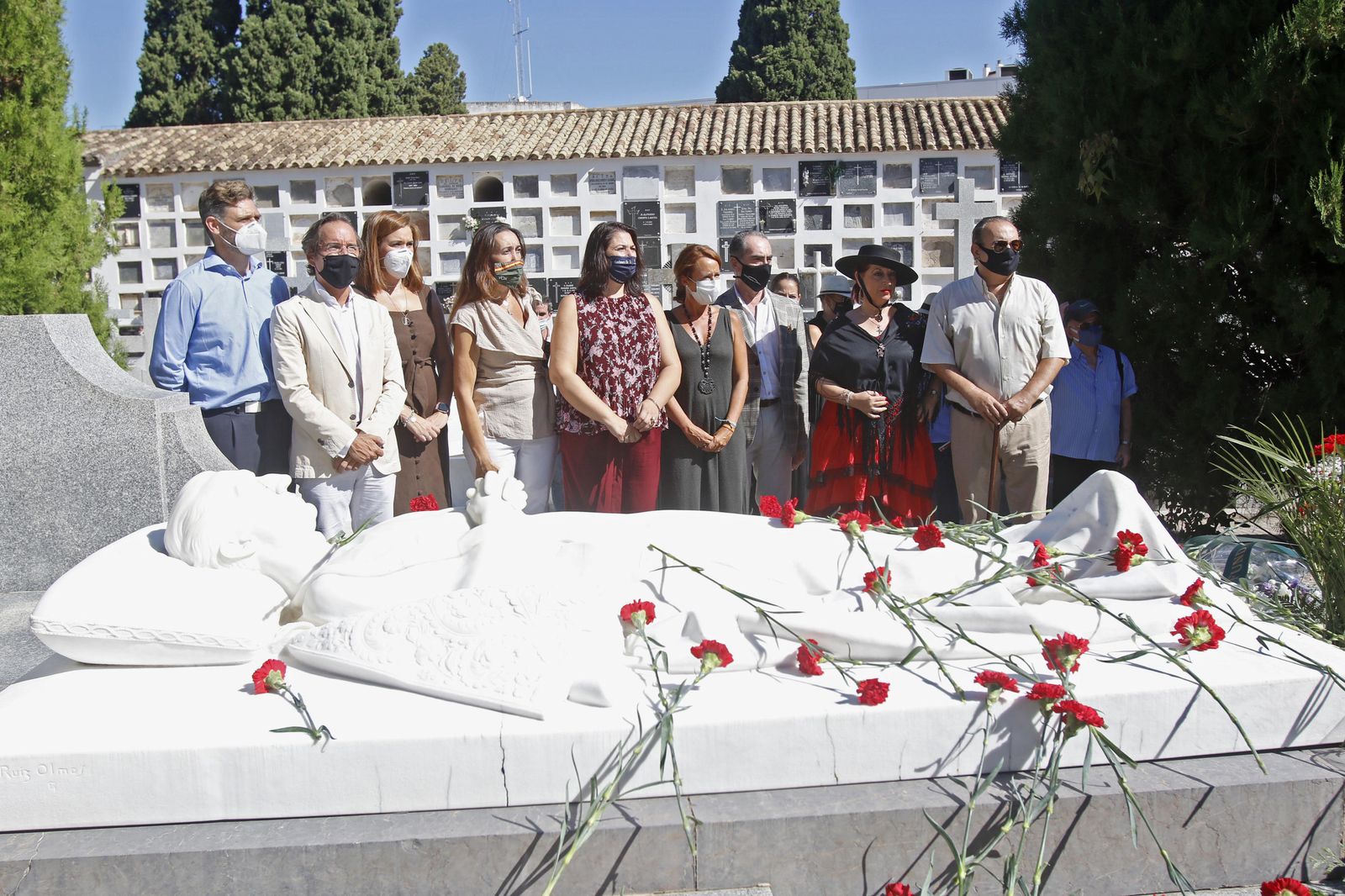 Las fotos de la ofrenda floral a Manolete