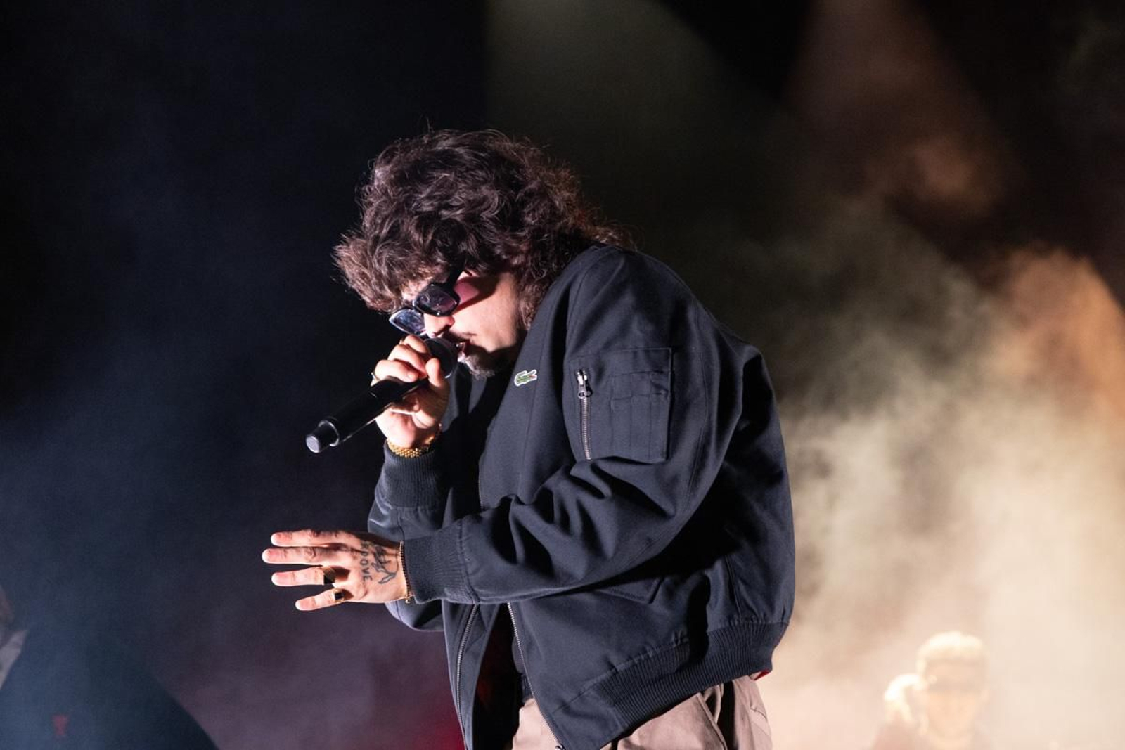 Feria de noche de San Lucas, Concierto de La Plazuela y La Mona Chita Rock, en imágenes