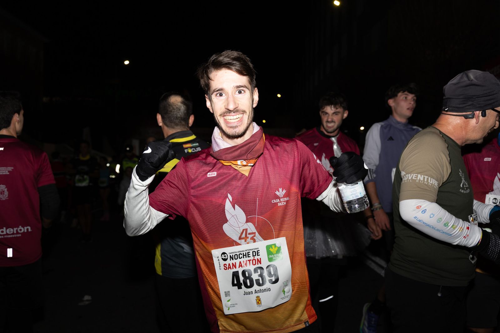 En imágenes: búscate en tu llegada a meta de la Carrera de San Antón 2026