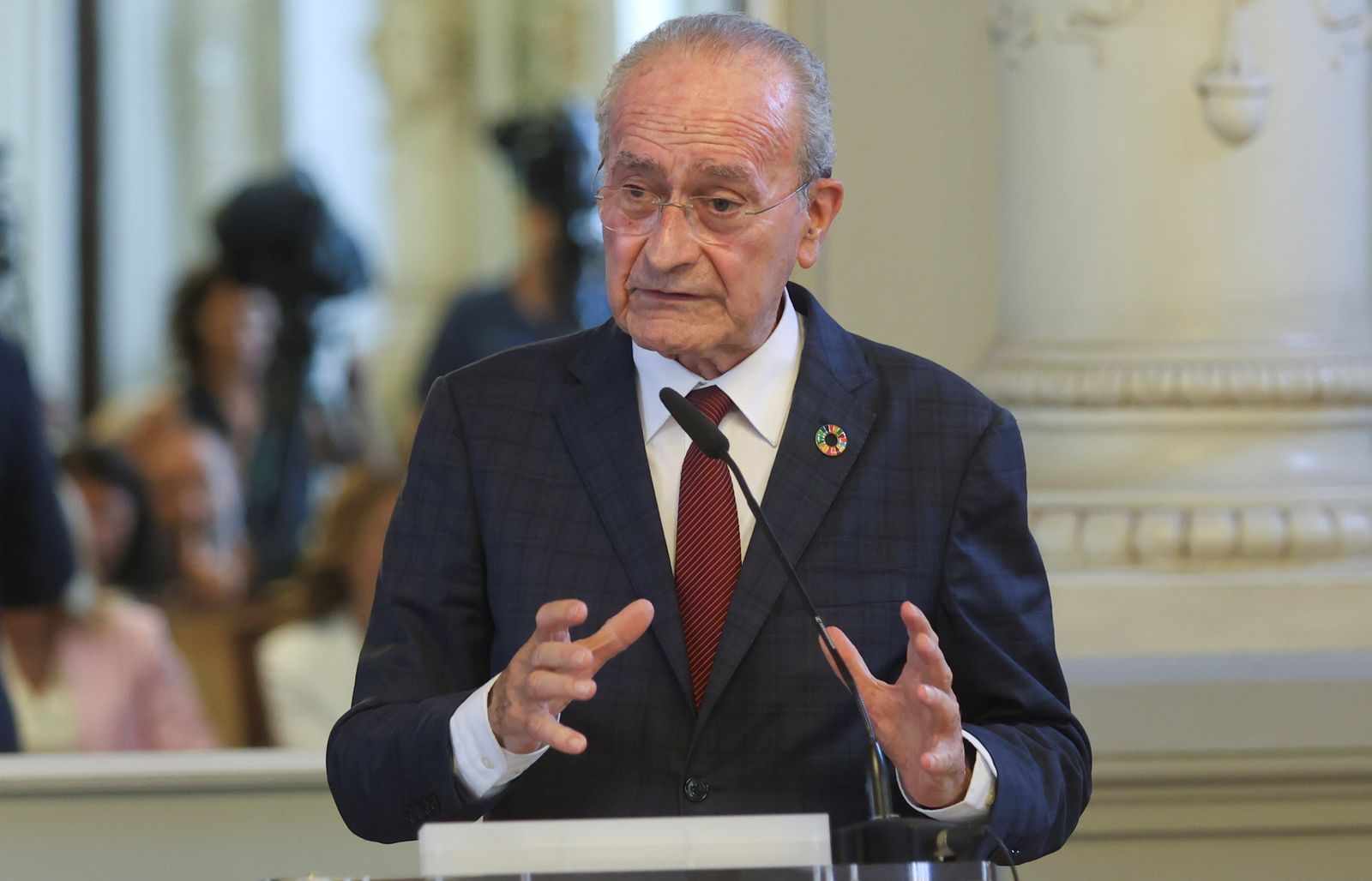 Francisco de la Torre.