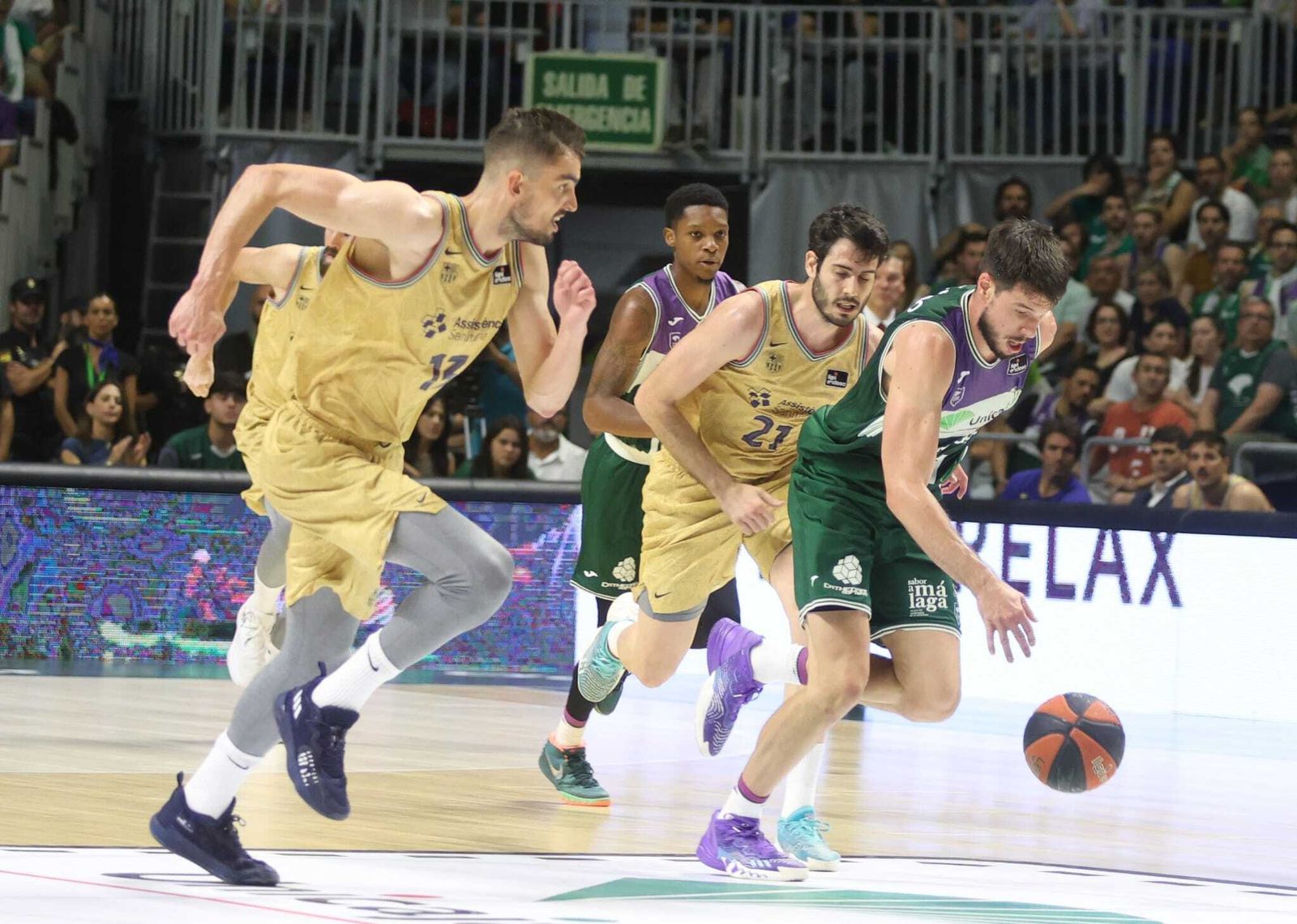 El Unicaja-Barcelona, en fotos