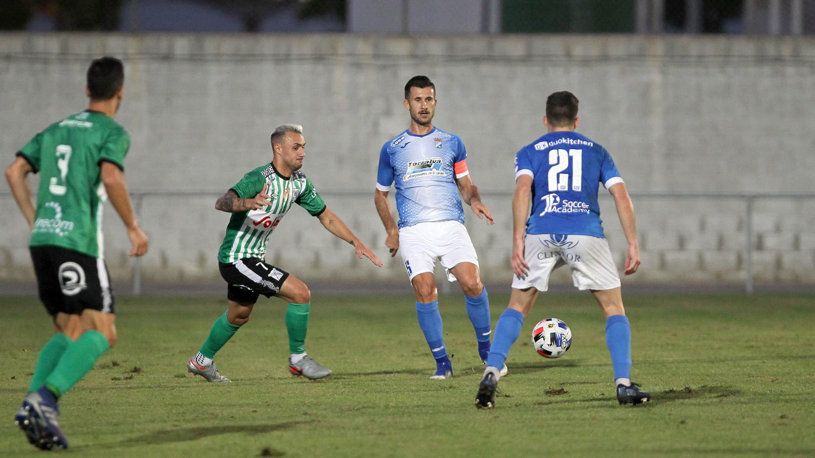 Imágenes de la presentación del Xerez CD y  Trofeo Feria de La Vendimia en La Juventud