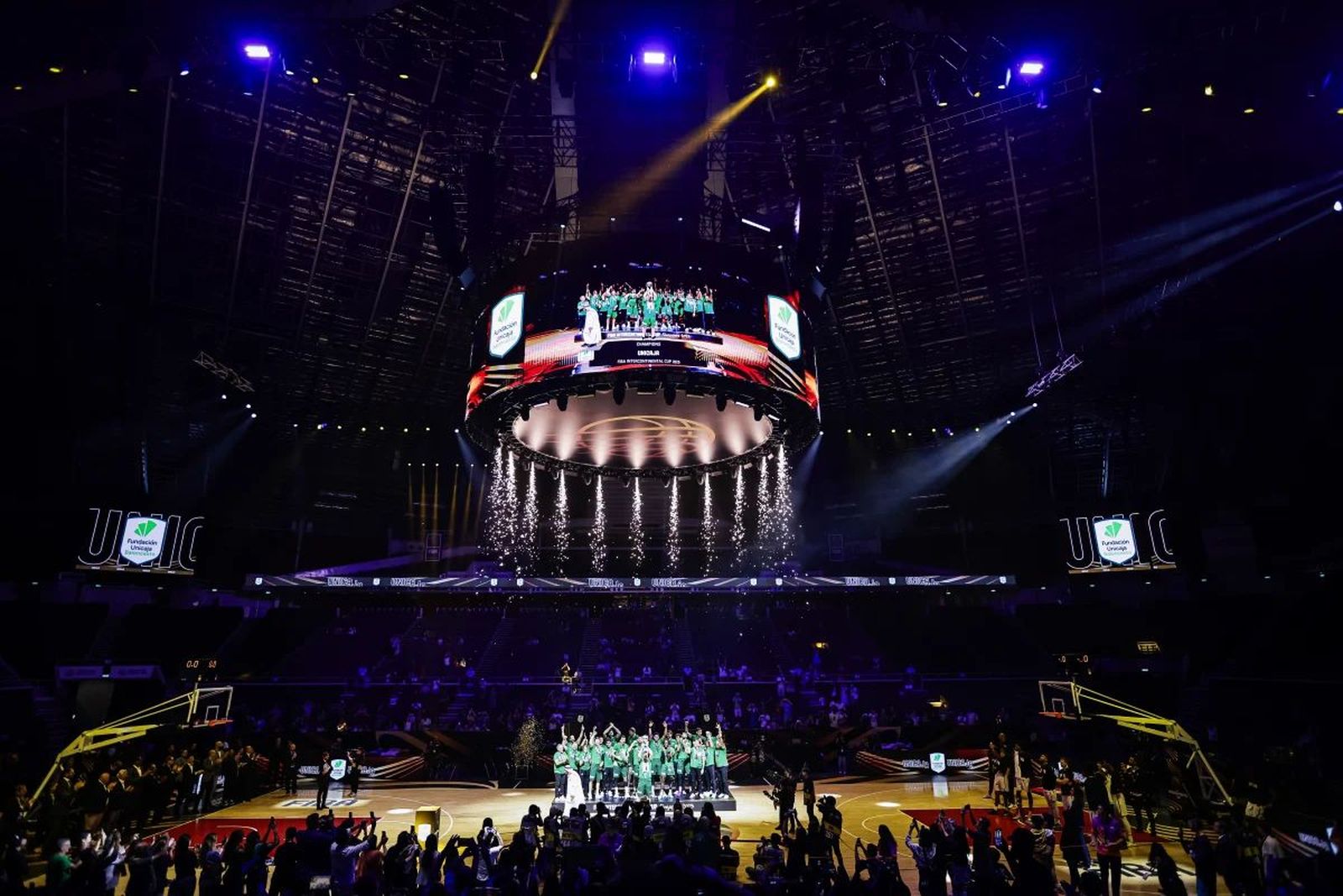 Las fotos del Unicaja campeón en la Copa Intercontinental