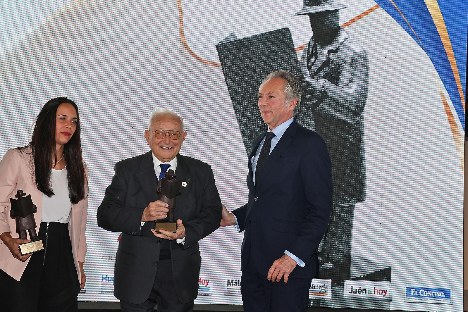 Imágenes de la entrega de los premios Onubenses del año en su 37 edición