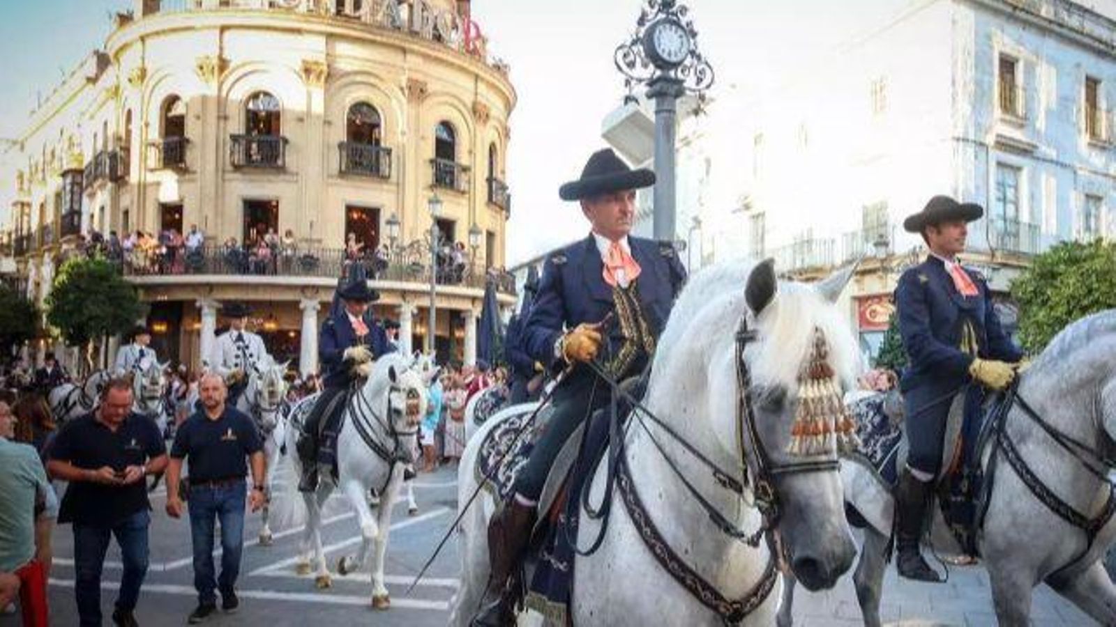 Parada Hípica por el 50 aniversario de la Real Escuela