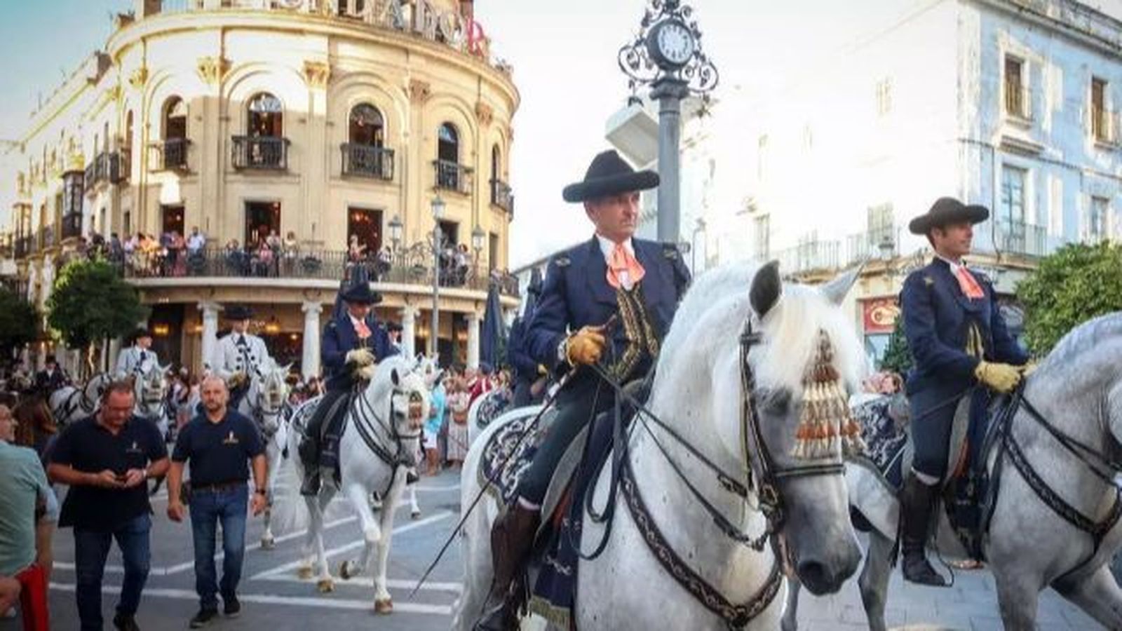 Parada Hípica por el 50 aniversario de la Real Escuela