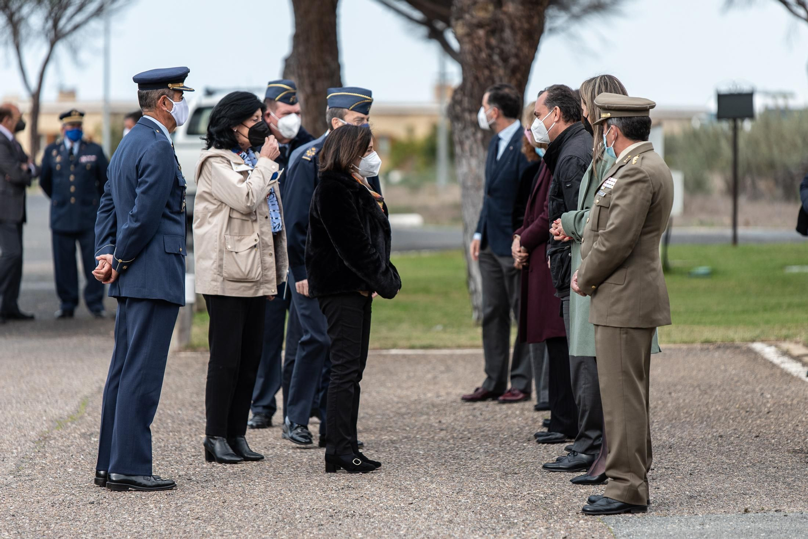 Imágenes de la visita de la Ministra de Defensa Margarita Robles a las instalaciones del INTA
