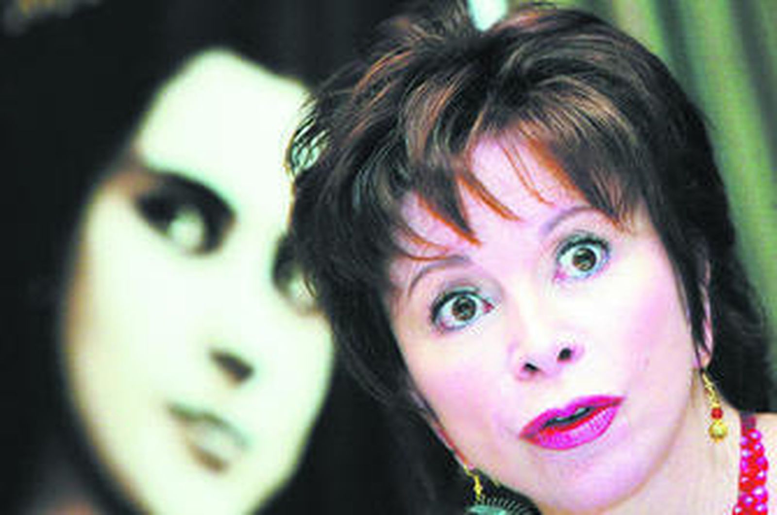 Isabel Allende lanza un libro brotado del horror esclavo de Haití