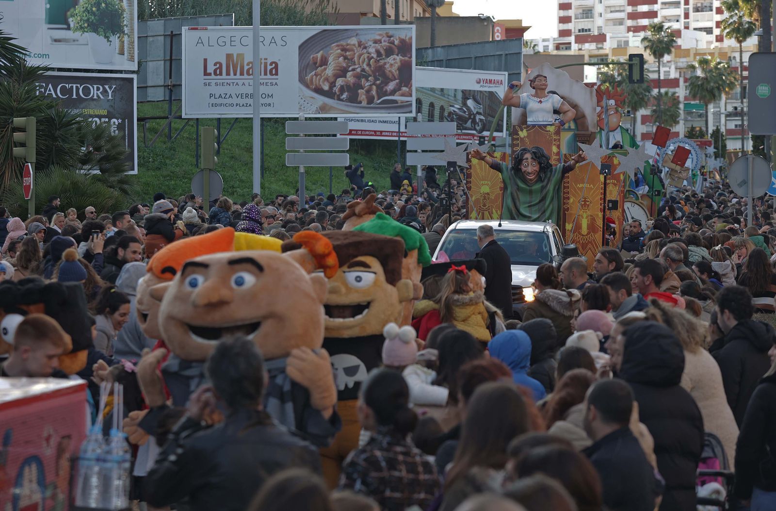 Fotos de la cabalgata de los Reyes Magos en Algeciras