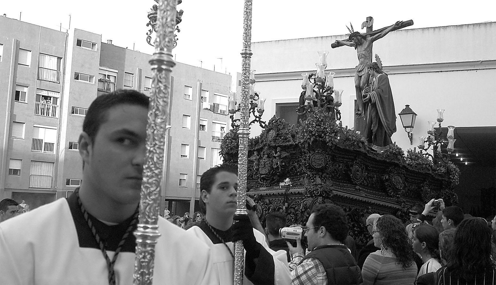 2004. Salida Procesional