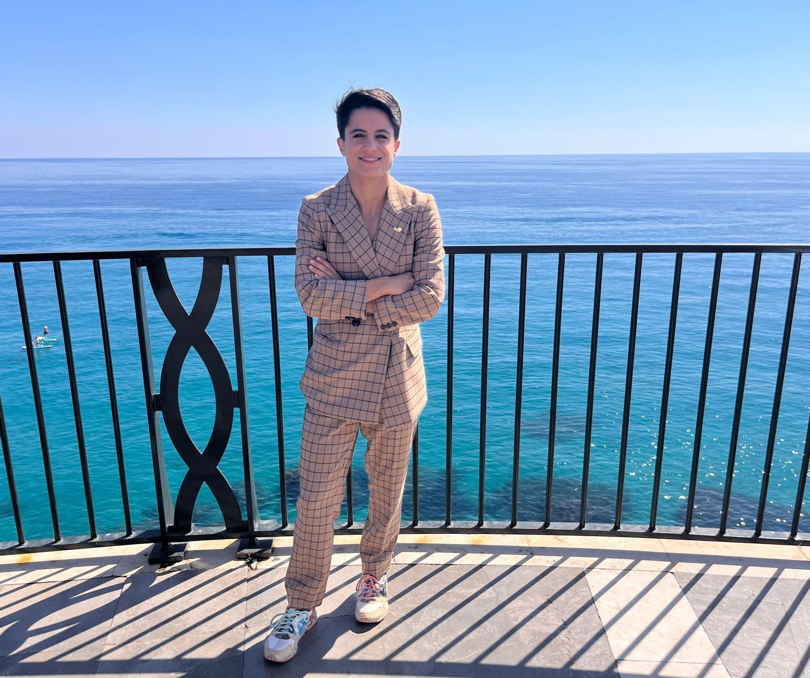 María Pérez García en el Balcón de Europa, Nerja María Pérez García en el Balcón de Europa, Nerja