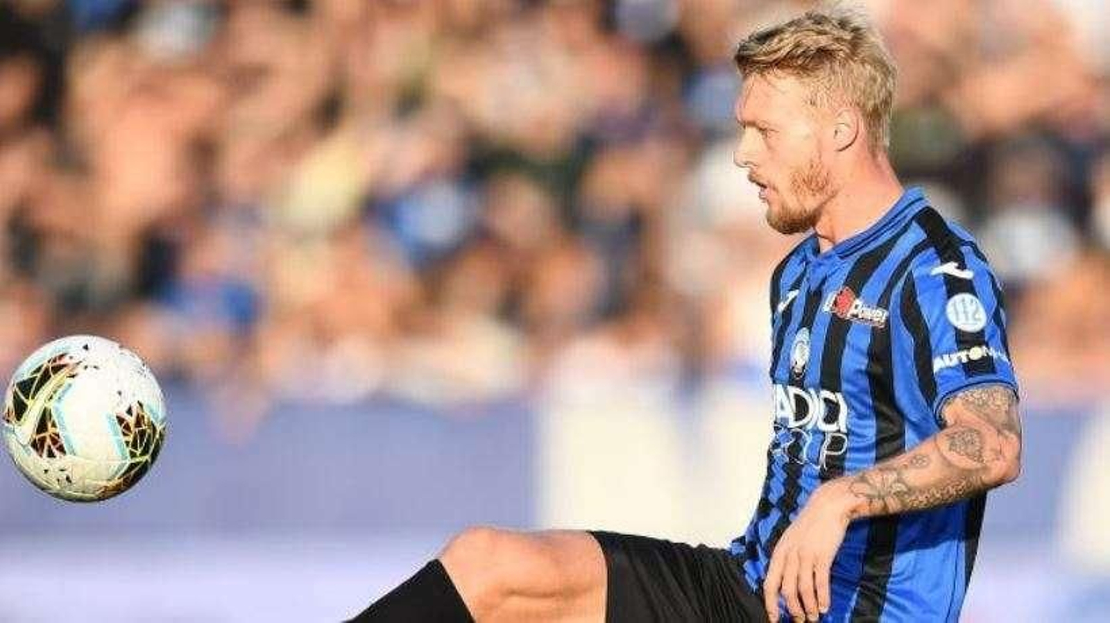 Kjaer, durante un partido de la Serie A con el Atalanta.