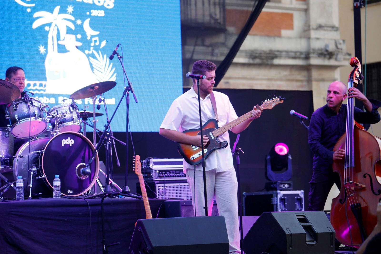 Los primeros conciertos del Cordoblues Festival en La Corredera de Córdoba, en imágenes