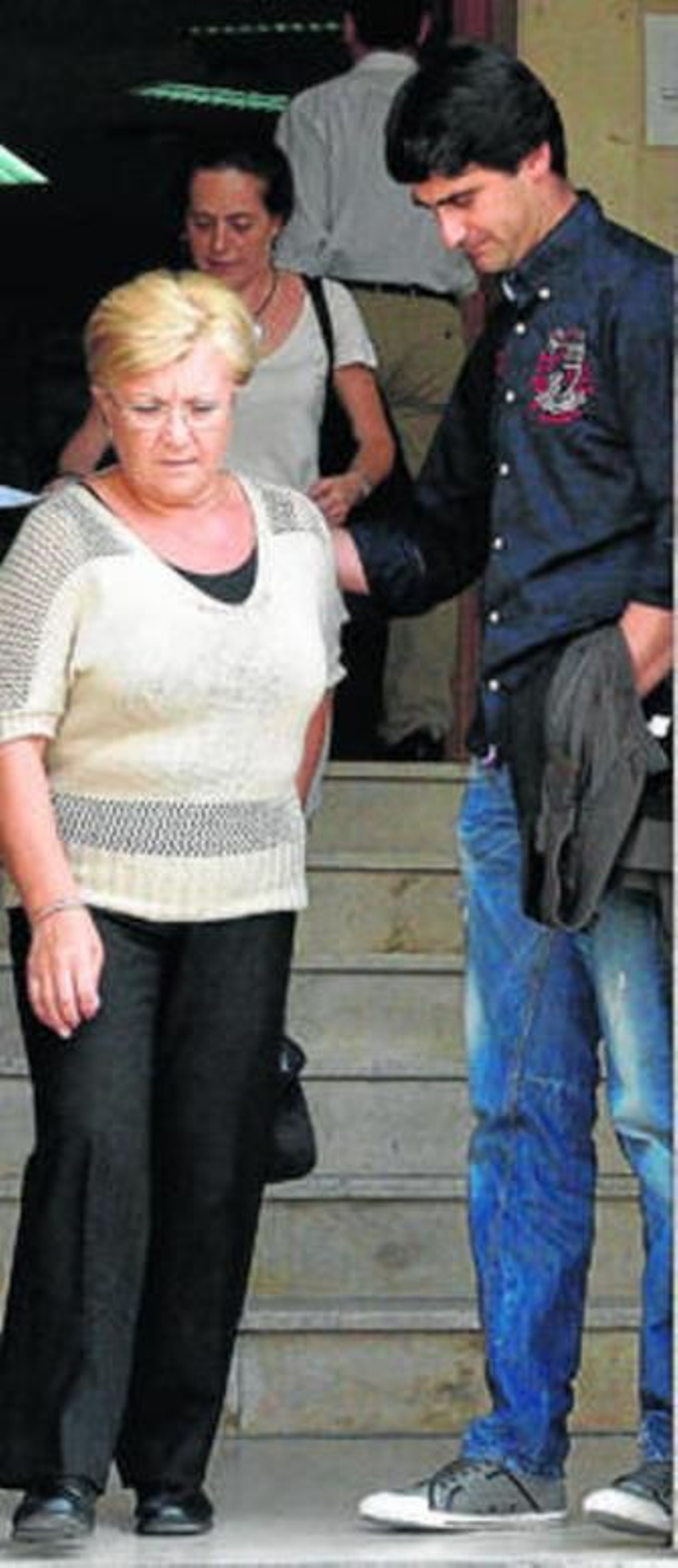 Jesulín de Ubrique, ayer con su suegra, Remedios Torres.