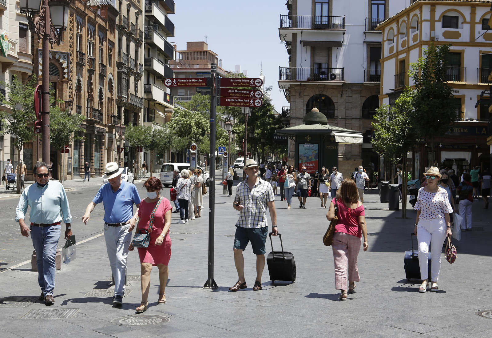 Sevilla no tendrá toldos para evitar el calor este año