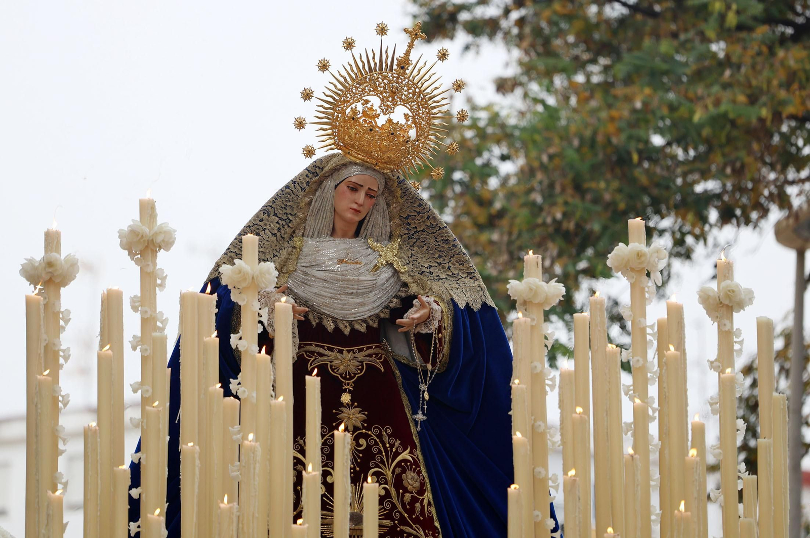 Imágenes de la procesión de la Virgen del Prado en el Viernes de Dolores